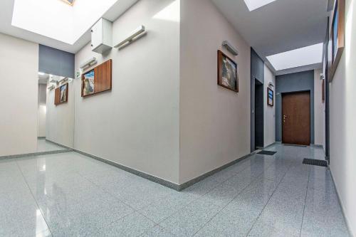 Apartment with Balcony image 6