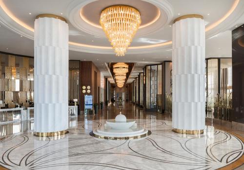 Empfangshalle, Elite World Grand İstanbul Küçükyalı Hotel in İstanbul