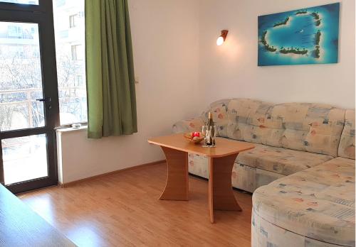 Family Hotel Sunarita - image 6
