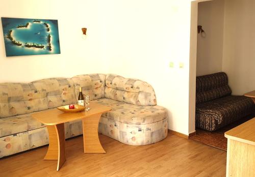 Family Hotel Sunarita - image 7