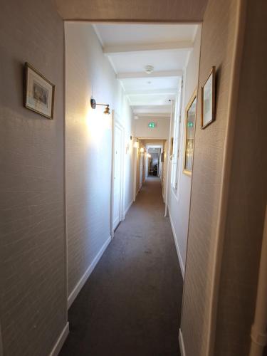 Facilities, Hotel du Parc near Musée Atger