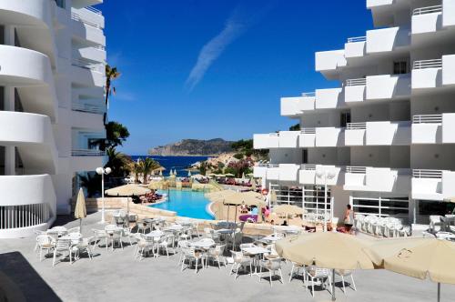 FERGUS Style Cala Blanca Suites - 출입구