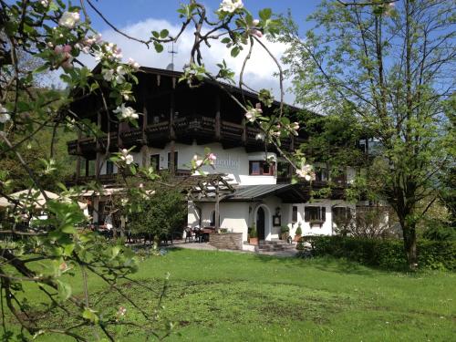 Alpenhof Landhotel Restaurant - Hotel - Oberaudorf