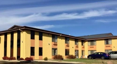 Econo Lodge Inn & Suites in Wisconsin Dells, USA