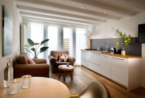 Haarlem Hotel Suites - image 10