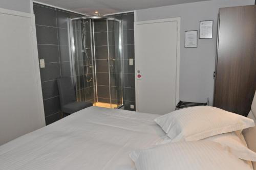 Hotel Palace - image 3