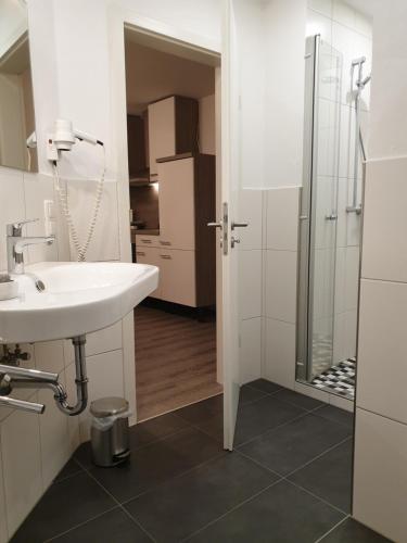 Ferienwohnung Vier Pfoten Room Type - Standard Apartment with no balcony - Second Floor