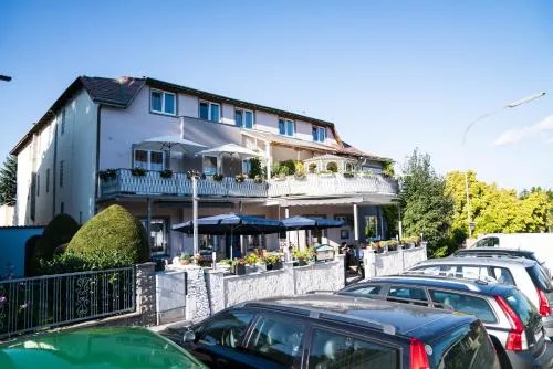 Pension & Restaurant La Amalia in Bad Sauerbrunn, Österreich