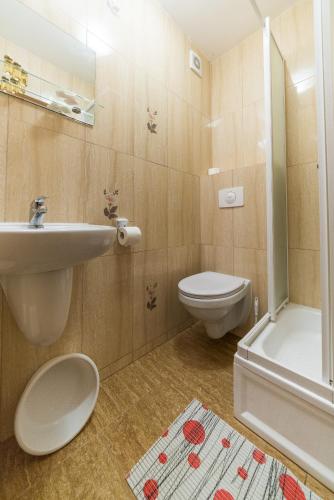 Triple Room image 8