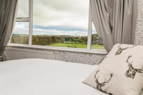 185475742 Stirk House Hotel