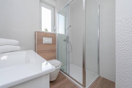 Apartment - Split Level image 10