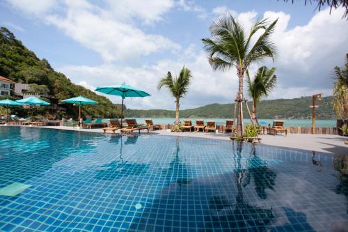 View, Phi Phi CoCo Beach Resort in Ao Lo Dalam