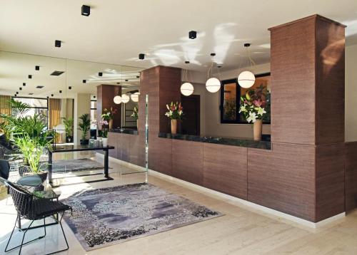 アテネ アイリス ホテル