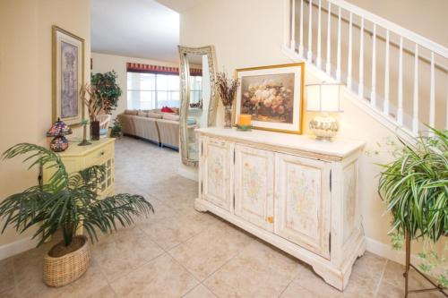 Joanne'S West Haven Villa Home - image 9