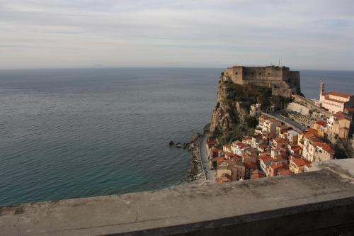  Gemma del Sud in Scilla