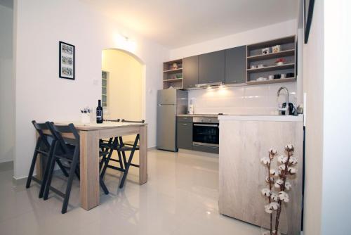 virtuve, Doleco Apartment in Jusici