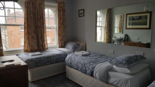 Oakley Hotel by null