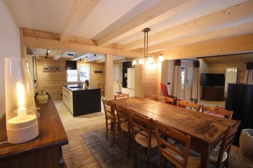 Seadmed, Sous les Ecotagnes in Les Villards-sur-Thones (Rhone-Alpes)