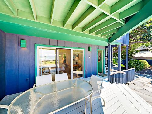 2 Charming Cottages on the Ocean - image 2