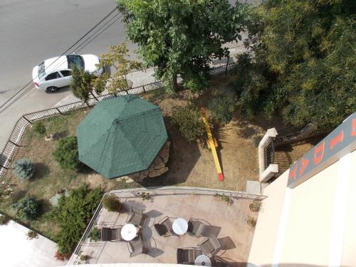 Hotel Holiday - image 14