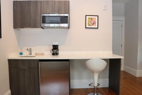 A Stylish Stay w/ a Queen Bed, Heated Floors.. #14