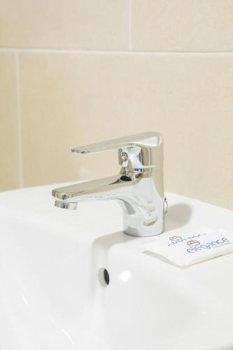 Blu Hostal Diana
