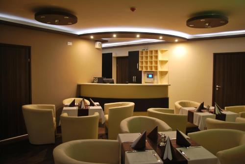 Restaurant, Hotel Palma in Nyirbator