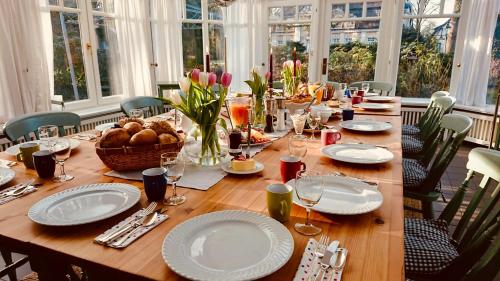 อาหารและเครื่องดื่ม, Gastehaus Schloss Bothmer in ชวาร์มสเตดท์