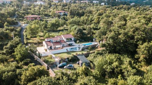 Domizil Opatija A&N, Villa mit Pool, Wohlfühloase mit Meerblick