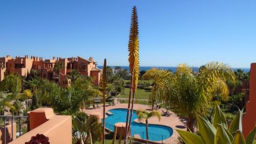 Seaview Luxury Penthouse Apartment 24 hour security and Underground Parking - Estepona