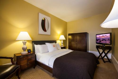 Superior Queen Room room in LHotel