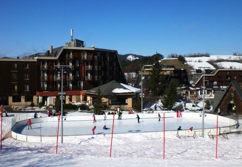 Studio avec vue sur les pistes à St Jean Montclar photo 19
