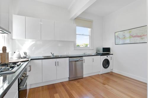 Amberley - circa 1880s Luxury - 5 b'rooms sleeps 9, Sandy Bay (zdjęcie 10)