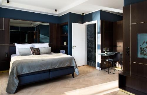 Spinoza Suites, Amsterdam