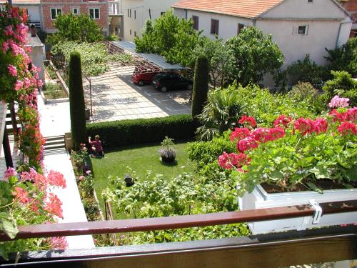 Rooms Vila Mautner – Vodice, VA