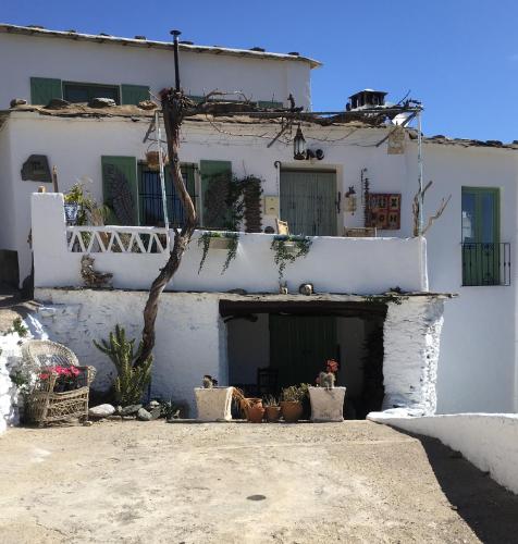  Casa de los Santos in Nechite