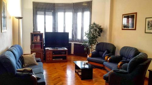  Point Zero - Giardini Central Square Italianate Penthouse, Pension in Pula