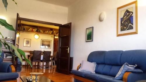  Point Zero - Giardini Central Square Italianate Penthouse in Pula