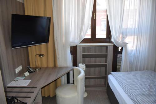 Hotel Granus - image 11