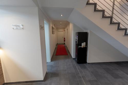 Mey Hotel - main image