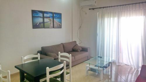 Vlora Bay View Apartment - image 4