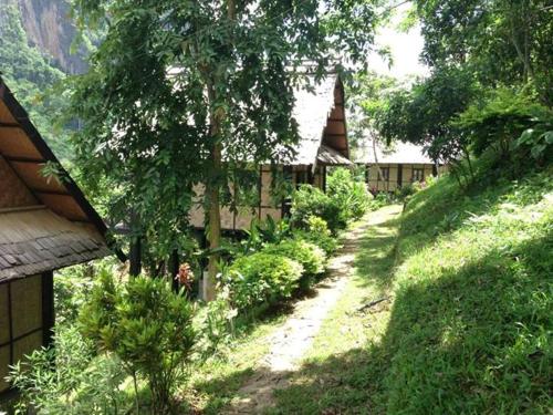 Nong Kiau Riverside Resort in Nong Khiaw