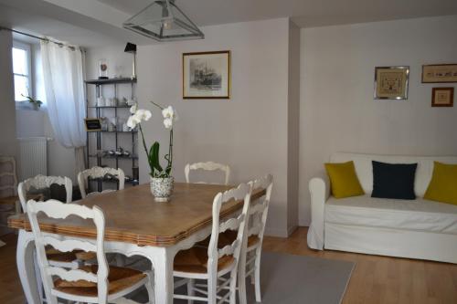 La Maison Des Buis in ฟาแลส