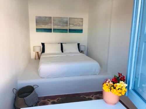  Casa Vila Adentro. Old town traditional house in Aljezur