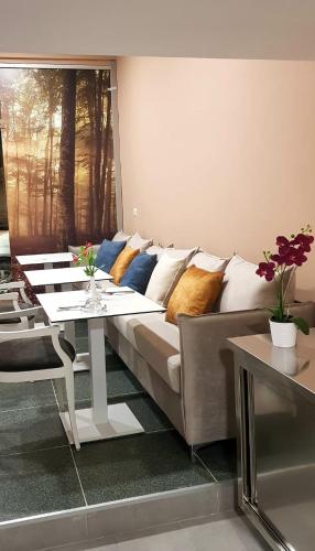 Ramel Hotel - image 2