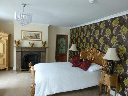Hedgefield House - image 9