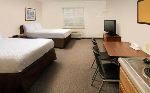 WoodSpring Suites Holland - Grand Rapids