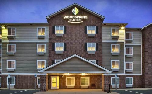 Exterior view of WoodSpring Suites Holland - Grand Rapids