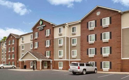 WoodSpring Suites Holland - Grand Rapids