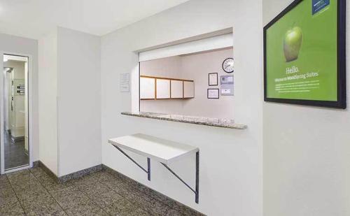 WoodSpring Suites Holland - Grand Rapids photo